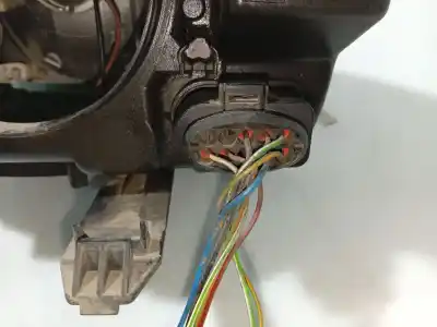 Автозапчасти б/у правая фара за ford focus c-max (dm2) 1.6 ссылки oem iam 16531001  1347459