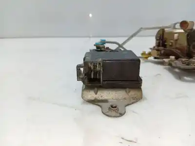 Автозапчасти б/у замок задней левой двери за ssangyong musso (fj) 2.9 td ссылки oem iam 7130105000  