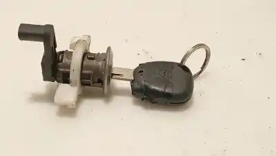 Second-hand car spare part left front door lock for renault megane i (ba0/1_) 1.9 dti (ba1u) oem iam references 7701474906