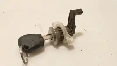 Second-hand car spare part left front door lock for renault megane i (ba0/1_) 1.9 dti (ba1u) oem iam references 7701474906  