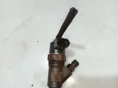 Pezzo di ricambio per auto di seconda mano iniettore per kia sorento i (jc) 2.5 crdi riferimenti oem iam 338004a000  