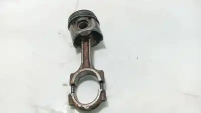 Second-hand car spare part piston for kia sorento i (jc) 2.5 crdi oem iam references 234104a900