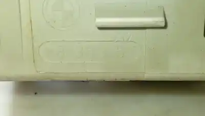 Peça sobressalente para automóvel em segunda mão luz interior por bmw 5 (e39) 520 i referências oem iam 8369513  