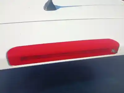 Second-hand car spare part central brake light for renault megane iii fastback (bz0/1_, b3_) 1.5 dci (bz1g, bz1w, bz0r) oem iam references 