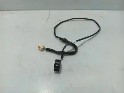 Peça sobressalente para automóvel em segunda mão BOTÃO / INTERRUPTOR ELEVADOR VIDRO DIANTEIRO DIREITO por CITROEN C4 GRAND PICASSO II (DA_, DE_) 2.0 BLUEHDI 150 Referências OEM IAM 96762292ZD  