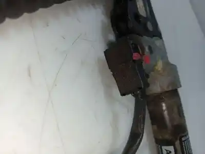 Pezzo di ricambio per auto di seconda mano gancio cintura anteriore sinistro per bmw 3 (e46) 320 d riferimenti oem iam 8257787 563067417c 257787l