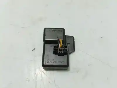 Pezzo di ricambio per auto di seconda mano RELÈ per SUBARU FORESTER S10 (SF) 2.0 CAT Riferimenti OEM IAM 3300120517  