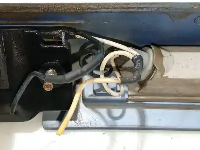 Peça sobressalente para automóvel em segunda mão moldagem por daewoo lacetti fastback (klan) 1.4 referências oem iam 96349859  96545762