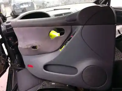 İkinci el araba yedek parçası SOL ÖN KAPI KAPLAMASI için SEAT LEON (1M1) 1.6 16 V OEM IAM referansları 6240GPDI  