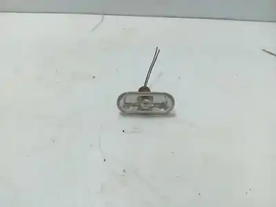 Peça sobressalente para automóvel em segunda mão farolim do lado esquerdo por seat leon (1m1) 1.6 16 v referências oem iam 1j0949117