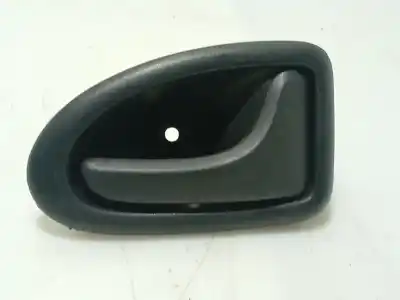 Second-hand car spare part INTERIOR LEFT FRONT HANDLE for RENAULT TRAFIC II FURGÓN (FL) 1.9 DCI 100 (FL0C) OEM IAM references 8200641924  