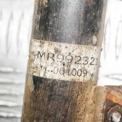 Автозапчастина б/у передній правий амортизатор для mitsubishi l 200 / triton ka_t, kb_t (2004-2015) посилання на oem iam mr992321  