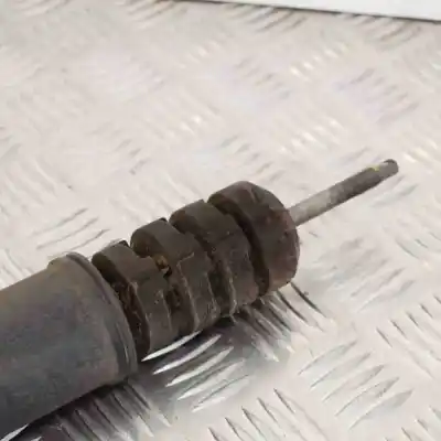 Second-hand car spare part rear left shock absorber for dacia duster (2010-2018) oem iam references 562105043r  
