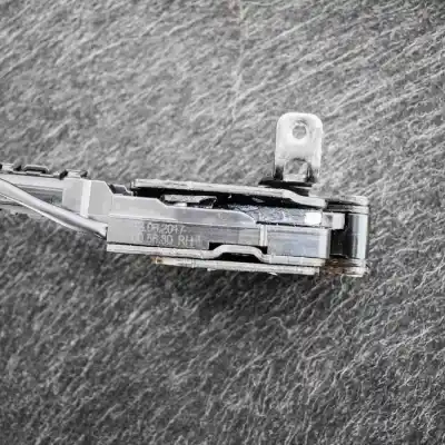 Автозапчасти б/у замок передней правой двери за ford b-max jk (2012-..) mpv ссылки oem iam av1a-r218d04-ae  