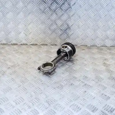 Second-hand car spare part PISTON for VOLKSWAGEN PASSAT B8 3G2  OEM IAM references 04L107065A  