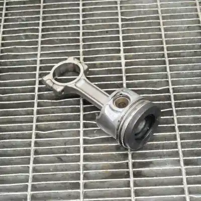 Pezzo di ricambio per auto di seconda mano PISTONE per RENAULT CLIO IV BH_  Riferimenti OEM IAM 120A18001R,7701475074  