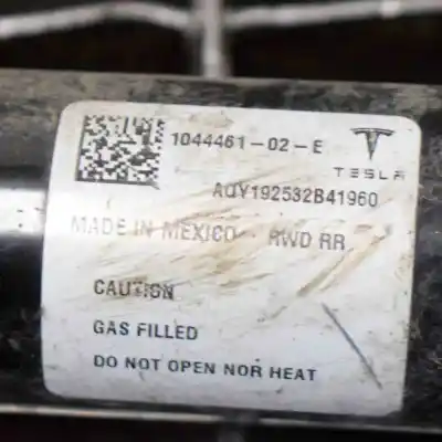 Автозапчастина б/у амортизатор задній лівий для tesla model 3 (2018-..) посилання на oem iam 1044461-02-e  