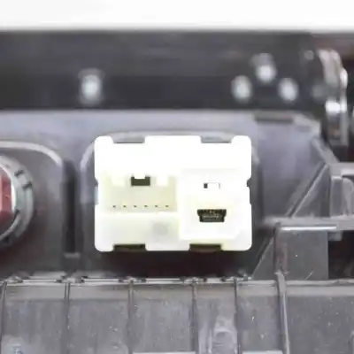 Автозапчасти б/у пепельница за opel mokka / mokka x (2012-..) off-road ссылки oem iam 42547476,42547478  