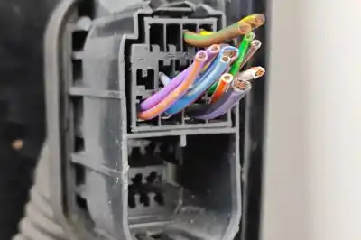İkinci el araba yedek parçası ARKA SOL KAPI için FORD S-MAX WA6  OEM IAM referansları 1693746  