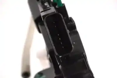 Second-hand car spare part left front door lock for ssangyong tivoli (2015-..) off-road oem iam references 71220-35020  