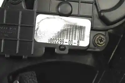 Second-hand car spare part glove compartment for tesla model s (2012-..) hatchback oem iam references 1035104-00-b,1002299-00-b  