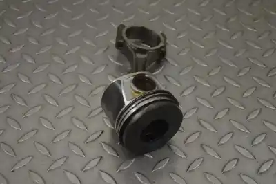 Second-hand car spare part piston for dodge caliber (2006-..) hatchback oem iam references bhs,038j  