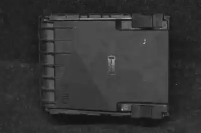 Second-hand car spare part fuse box unit for volkswagen passat variant b6 3c5 (2005-2011) estate oem iam references 3c0937125  