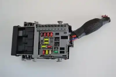 Автозапчасти б/у БЛОК РЕЛЕ/ПРЕДОХРАНИТЕЛЕЙ за OPEL INSIGNIA A SEDAN G09  ссылки OEM IAM 13222786  