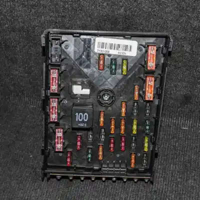 Second-hand car spare part fuse box unit for volkswagen passat variant b6 3c5 (2005-2011) estate oem iam references 3c0937125  