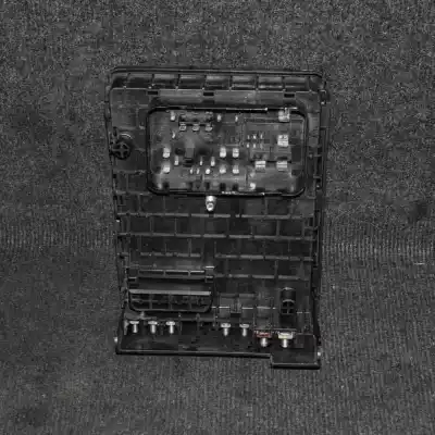 Second-hand car spare part FUSE BOX UNIT for VOLKSWAGEN PASSAT VARIANT B6 3C5  OEM IAM references 3C0937125  