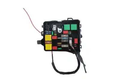 Pièce détachée automobile d'occasion BOÎTES À FUSIBLES pour PEUGEOT 208  Références OEM IAM 453078402,88495,701817  