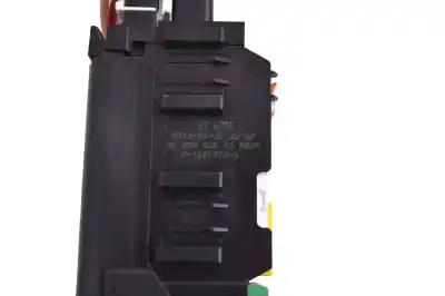 Автозапчасти б/у блок реле/предохранителей за peugeot 3008 ii suv (2016-..) off-road ссылки oem iam 1801478,9665492680  