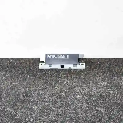 Pièce détachée automobile d'occasion AMPLIFICATEUR D'ANTENNE pour AUDI A4 8K2, B8  Références OEM IAM 8K9035225,7617310143  
