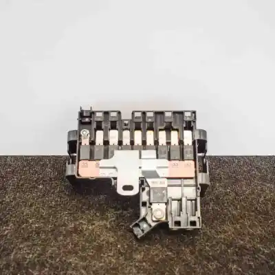 Second-hand car spare part FUSE BOX UNIT for BMW 5 F10  OEM IAM references 10688710  