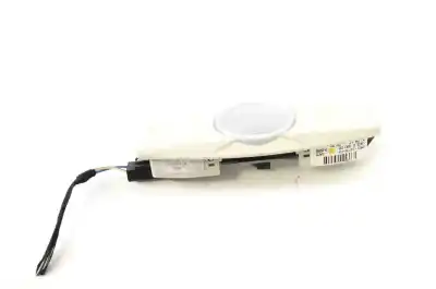 Pezzo di ricambio per auto di seconda mano LUCE INTERNA per FORD FOCUS III  Riferimenti OEM IAM BM51-13776-FA  