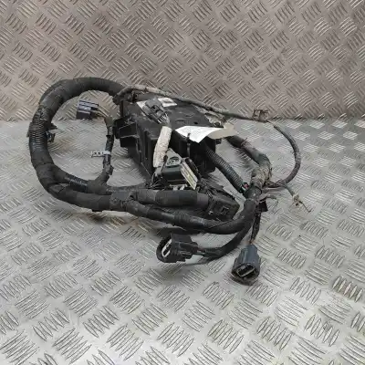 İkinci el araba yedek parçası RÖLE/SIGORTA KUTUSU için FORD TRANSIT  OEM IAM referansları BK2T-14A175-AA,GK3T-9K499-FCB  