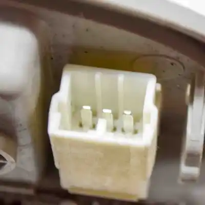 İkinci el araba yedek parçası iç isik için ssangyong rexton gab_ (2002-..) off-road oem iam referansları 83720-08000  