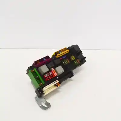 Gebrauchtes Autoersatzteil RELAIS SICHERUNGSKASTEN Multifunktionsrelais zum MERCEDES-BENZ E COUPE C207  OEM-IAM-Referenzen 0-1670658-1A  
