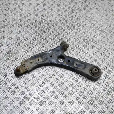Second-hand car spare part FRONT LEFT LOWER SUSPENSION ARM for HYUNDAI I30 GD  OEM IAM references 54500-A2600  