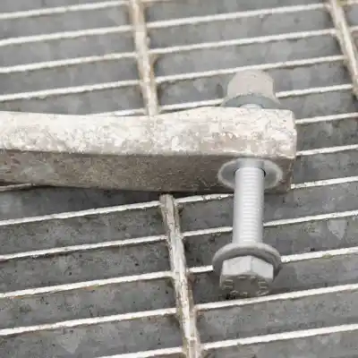 Автозапчастина б/у передня ліва сила стабілізатора для audi a4 8w2, b9 (2015-..) sedan посилання на oem iam 8w0505465b  