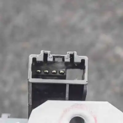 Peça sobressalente para automóvel em segunda mão fechadura do mala por ford focus iii (2010-2020) referências oem iam 8m51-r442a66-da  