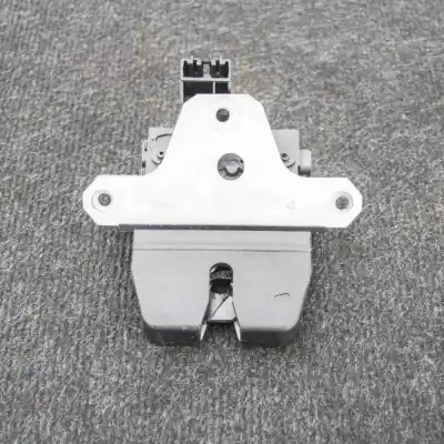 Peça sobressalente para automóvel em segunda mão FECHADURA DO MALA por FORD FOCUS III  Referências OEM IAM 8M51-R442A66-DA  