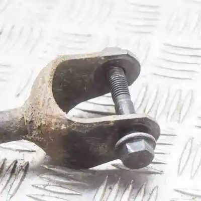 Pezzo di ricambio per auto di seconda mano braccio sospensione posteriore inferiore destro per tesla model 3 (2018-..) sedan riferimenti oem iam 1044444-00-a  