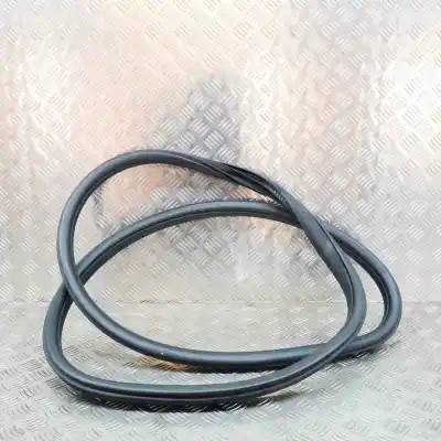 Peça sobressalente para automóvel em segunda mão junta vedante da porta por jaguar i-pace x590 (2018-..) off-road referências oem iam j9d3-20708-a  