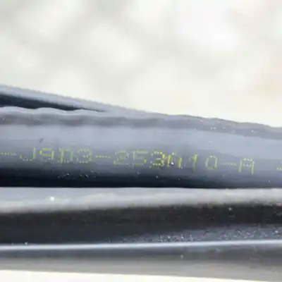 Peça sobressalente para automóvel em segunda mão junta vedante da porta por jaguar i-pace x590 (2018-..) off-road referências oem iam j9d3-253a10-a  