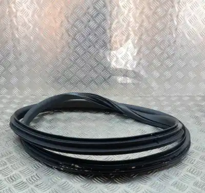 Peça sobressalente para automóvel em segunda mão junta vedante da porta por jaguar i-pace x590 (2018-..) off-road referências oem iam j9d3-253a10-a  