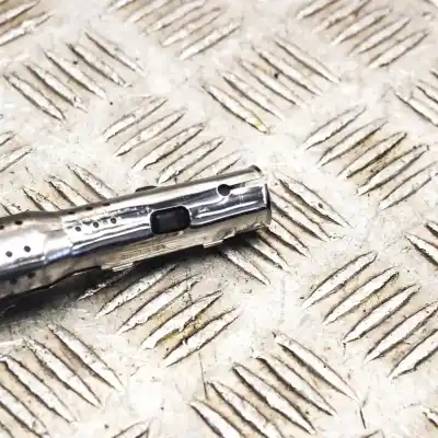 Peça sobressalente para automóvel em segunda mão bobina de ignição por audi a5 sportback 8ta (2009-2016) referências oem iam 06e905115e  