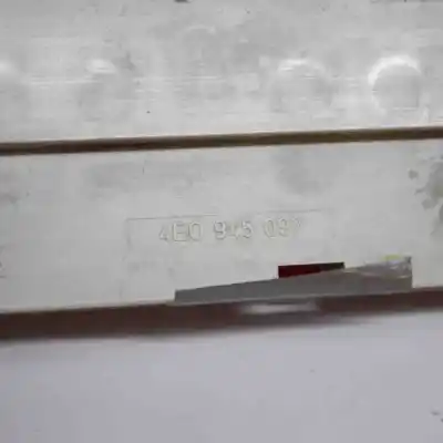 Pièce détachée automobile d'occasion feu de frein central pour audi a8 d3 4e2, 4e8 (2002-2010) références oem iam 4e0945097  