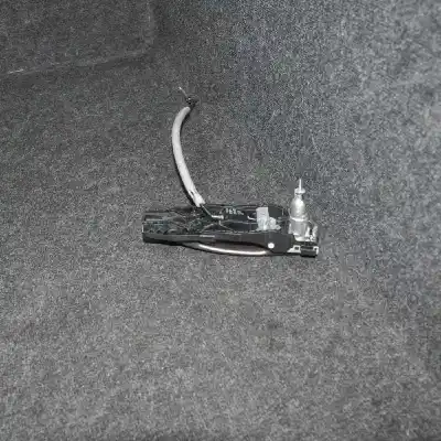 Pezzo di ricambio per auto di seconda mano MANIGLIA ESTERNA ANTERIORE DESTRA per SKODA YETI 5L  Riferimenti OEM IAM 5N0837017E  