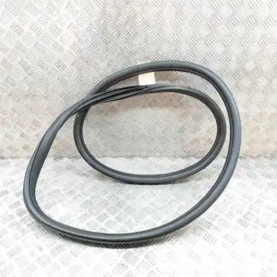 Peça sobressalente para automóvel em segunda mão junta vedante da porta por jaguar i-pace x590 (2018-..) off-road referências oem iam j9d3-20708-a  